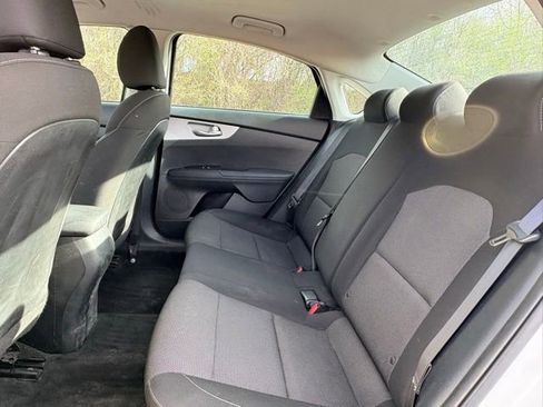 Used 2023 Kia Forte LXS image 10