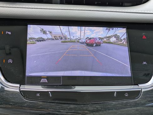 Certified 2023 Cadillac XT6 Premium Luxury FWD image 27