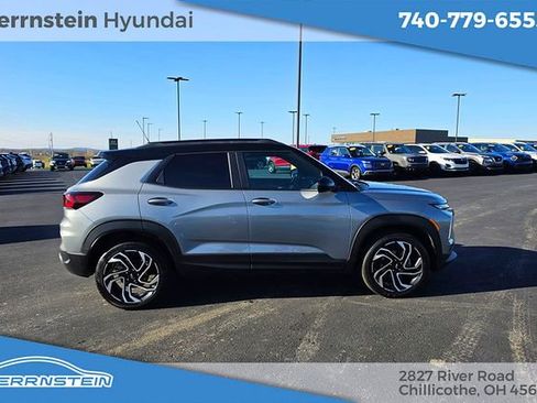 Used 2024 Chevrolet TrailBlazer RS image 33