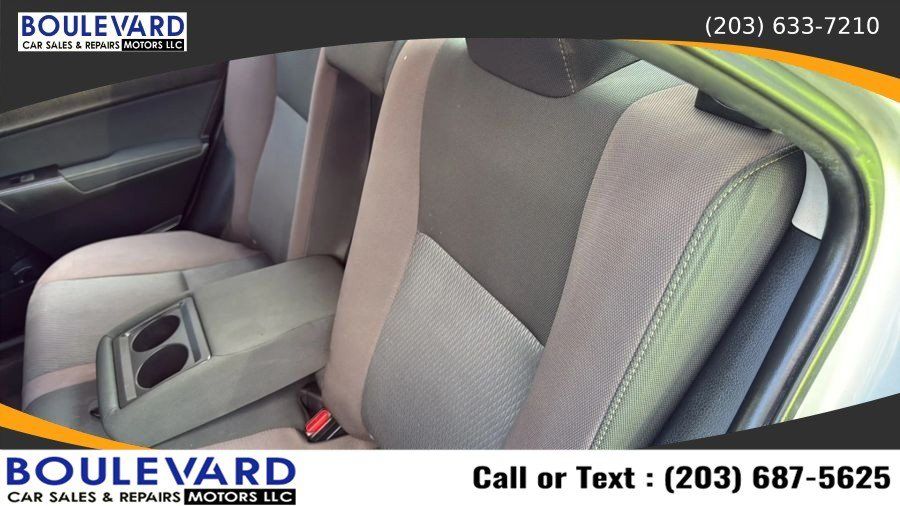 Used 2019 Toyota Corolla LE FWD image 27