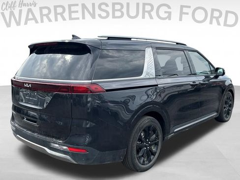 Used 2024 Kia Carnival SX FWD image 8