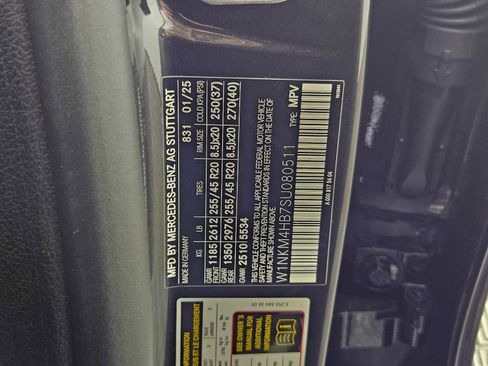 New 2025 Mercedes-Benz GLC 300 4MATIC image 43