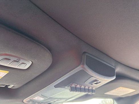 Used 2022 Ford F250 Lariat w/ Lariat Ultimate Package AWD/4WD image 26