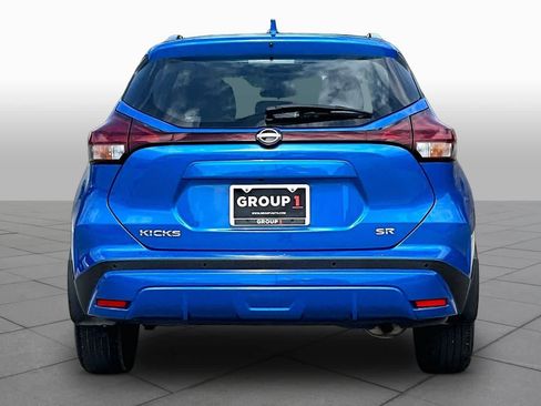 Certified 2023 Nissan Kicks SR FWD image 5
