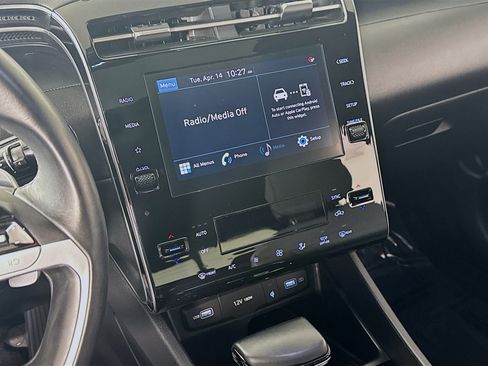Used 2022 Hyundai Santa Cruz SEL Premium w/ Cargo Package AWD/4WD image 16