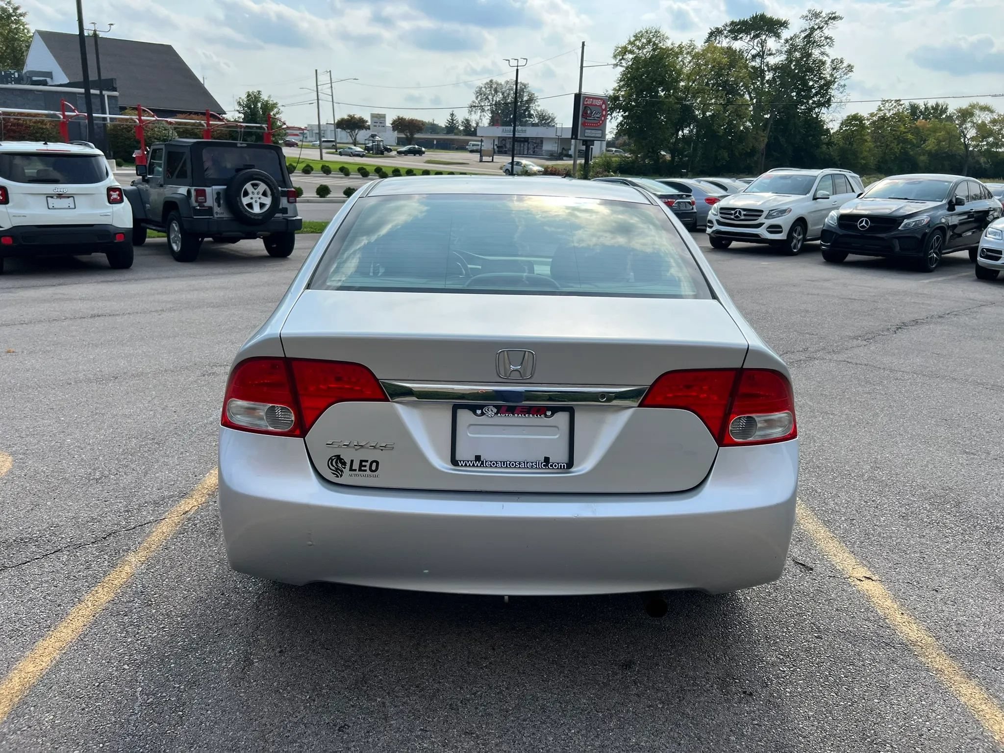 Used 2010 Honda Civic DX-VP image 6