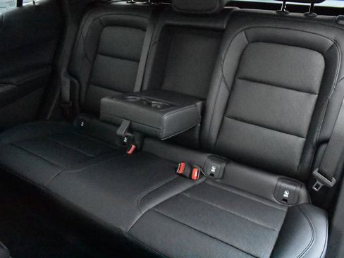 New 2026 Chevrolet Equinox LT w/ Convenience Package II image 23