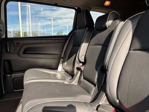Certified 2023 Honda Odyssey Elite image 15