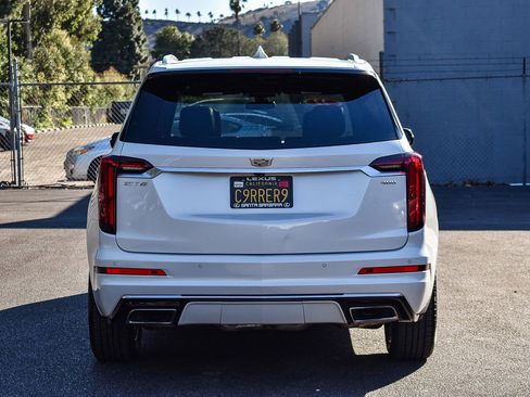 Used 2022 Cadillac XT6 Premium Luxury image 5