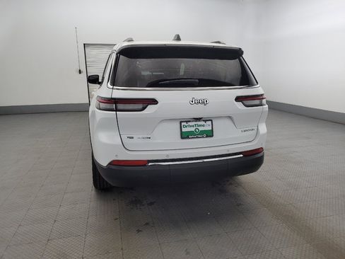 Used 2022 Jeep Grand Cherokee L Limited AWD/4WD image 6