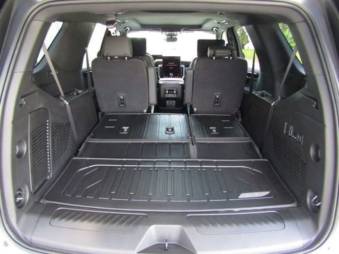 New 2026 GMC Yukon Elevation AWD/4WD image 42