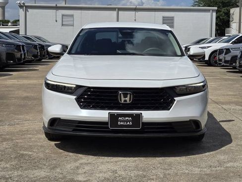 Used 2023 Honda Accord LX image 3