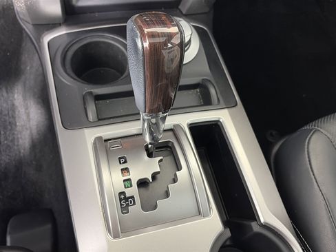 Used 2016 Toyota 4Runner Limited image 20