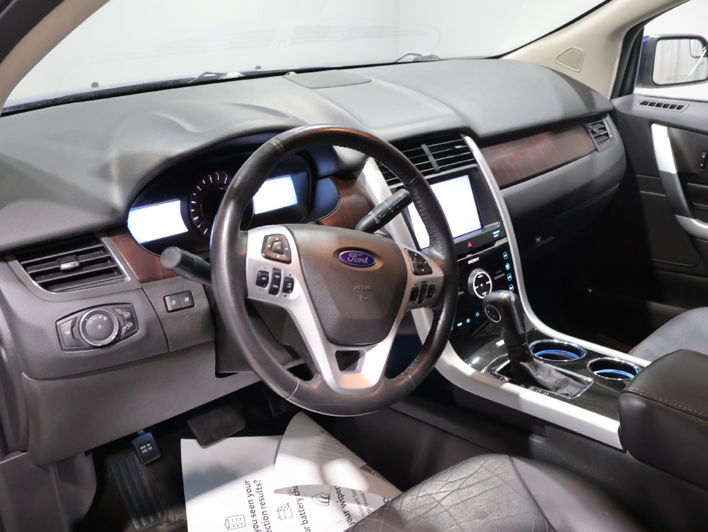 Used 2013 Ford Edge Limited AWD/4WD image 16