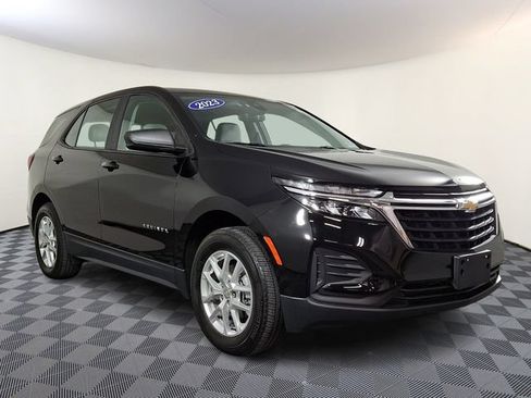 Used 2023 Chevrolet Equinox LS w/ Driver Confidence II Package AWD/4WD image 1