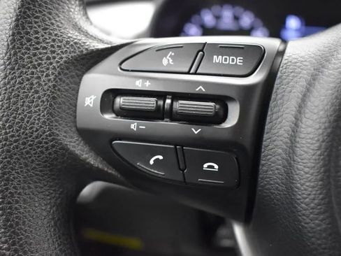 Used 2023 Kia Rio LX image 23