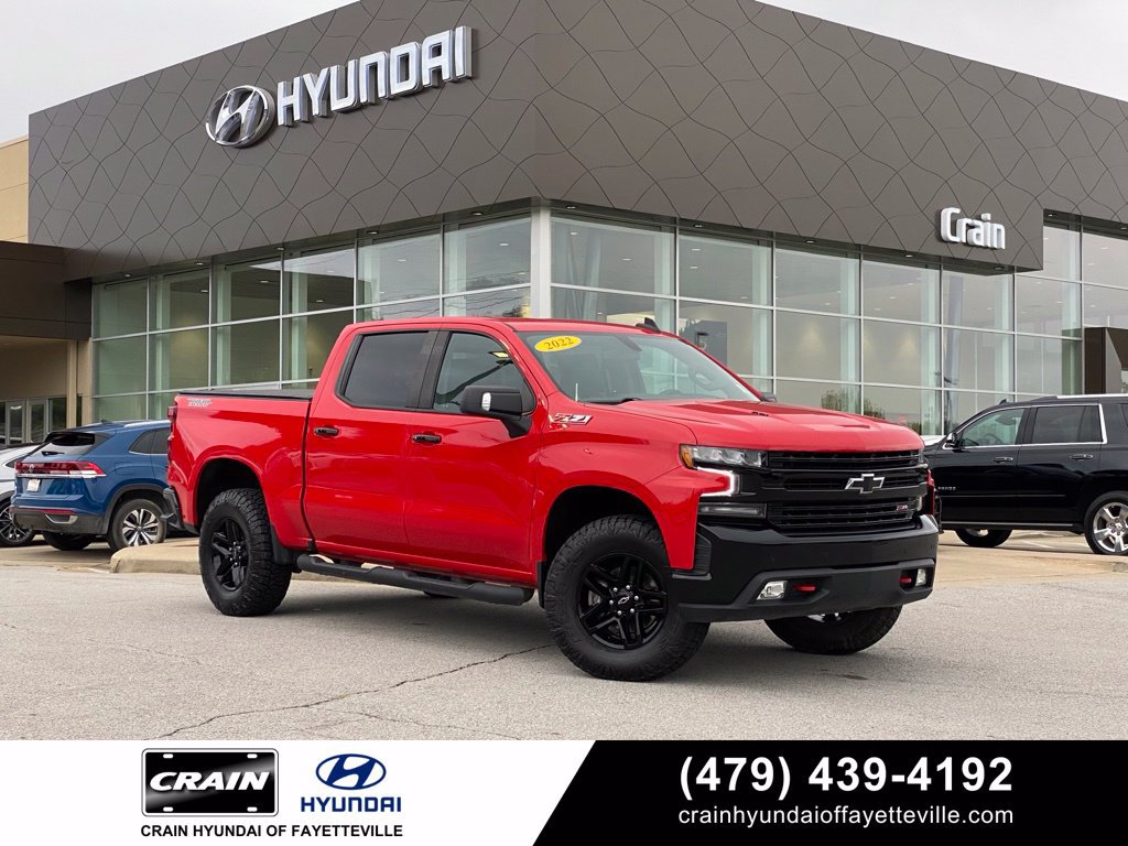 Used 2022 Chevrolet Silverado 1500 LT Trail Boss w/ LT Trail Boss Premium Package AWD/4WD image 1