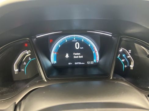 Used 2018 Honda Civic EX image 15