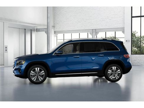 New 2026 Mercedes-Benz GLB 250 image 34