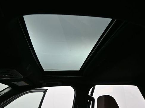 New 2025 Toyota 4Runner Limited image 4