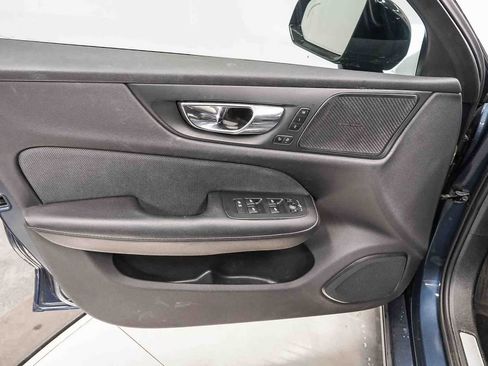 Used 2019 Volvo S60 T5 R-Design FWD image 21