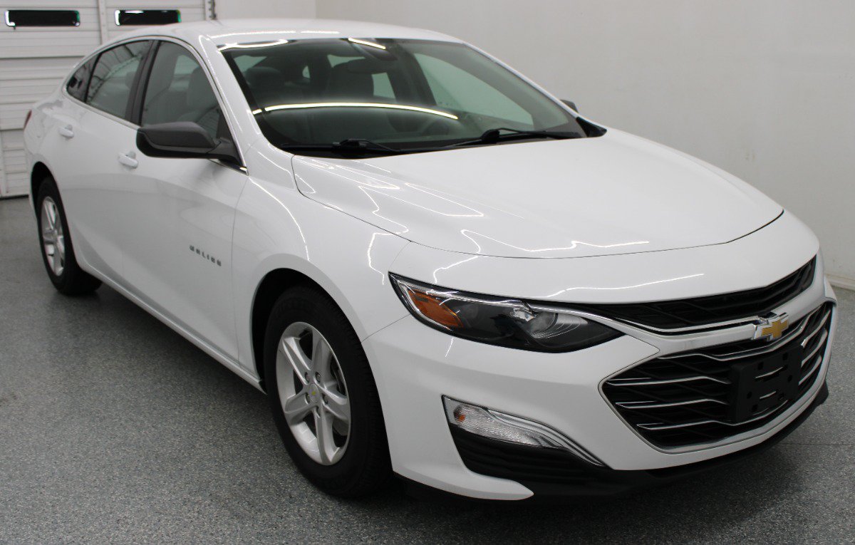 Used 2022 Chevrolet Malibu LS FWD image 4
