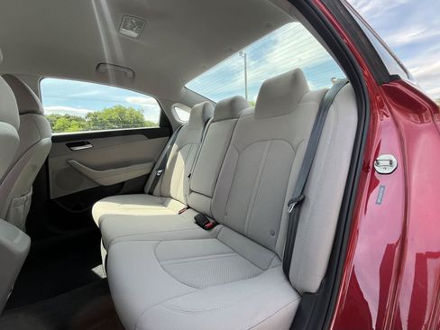 Used 2019 Hyundai Sonata SE FWD image 18