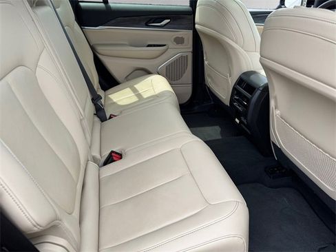 Certified 2022 Jeep Grand Cherokee Limited 4xe image 14