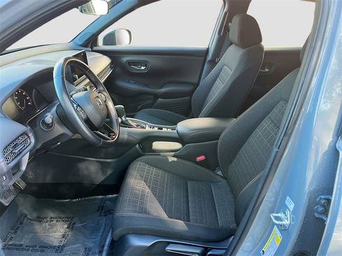 Used 2025 Honda HR-V Sport image 21
