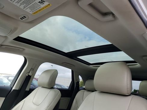 Used 2016 Ford Edge Titanium w/ Equipment Group 302A AWD/4WD image 20