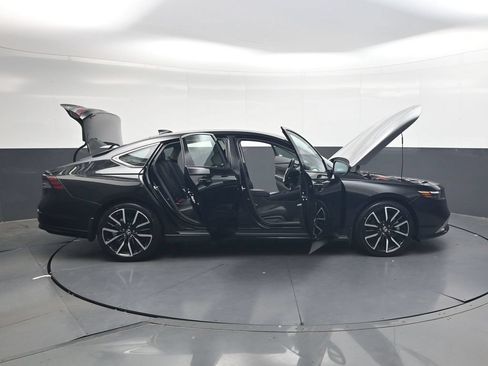 Used 2025 Honda Accord Touring image 48