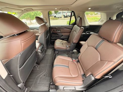 Used 2023 Honda Pilot Elite image 29