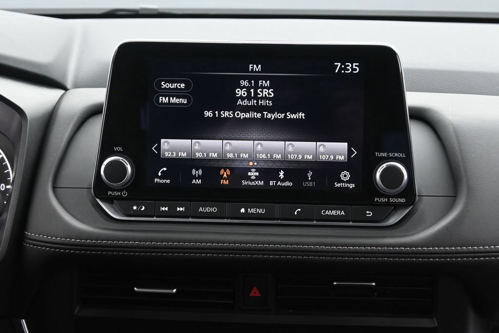 Certified 2026 Nissan Rogue SV AWD/4WD image 28