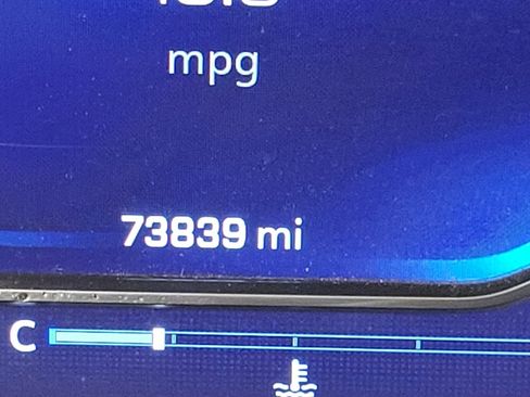 Used 2024 Chevrolet Silverado 1500 High Country image 3