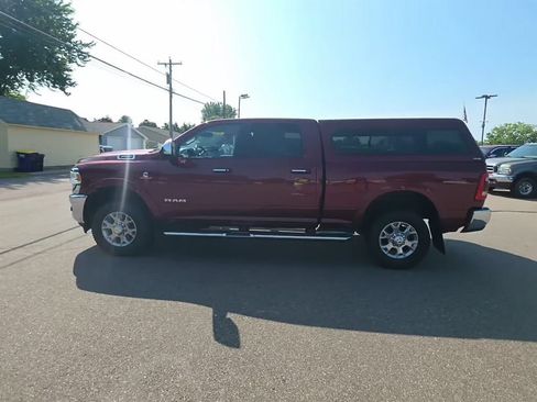Used 2022 RAM 3500 Laramie AWD/4WD image 2