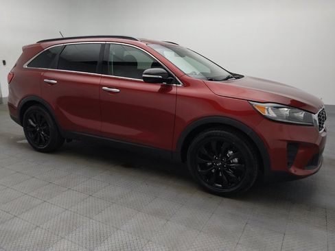Used 2019 Kia Sorento S image 11