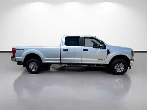 Used 2019 Ford F350 XL w/ Power Equipment Group AWD/4WD image 2