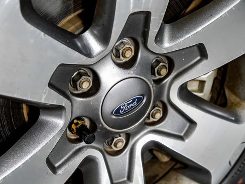 Used 2017 Ford F150 XL w/ Equipment Group 101A Mid RWD image 50