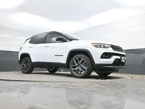 New 2026 Jeep Compass Limited AWD/4WD image 39