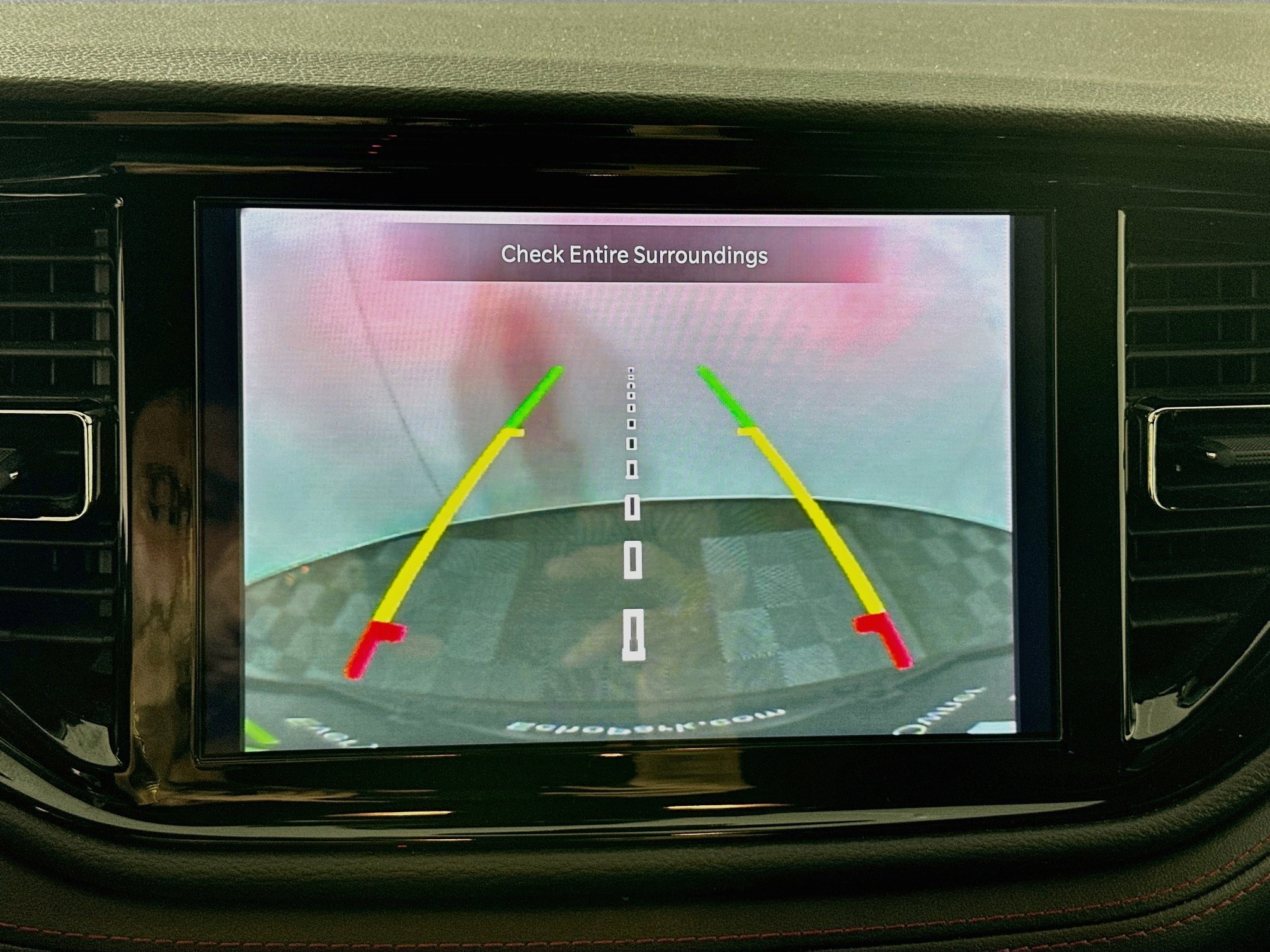 Used 2025 Dodge Durango GT RWD image 23
