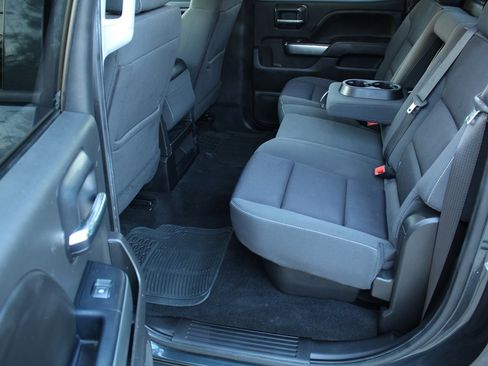 Used 2018 Chevrolet Silverado 1500 LT w/ All Star Edition image 19