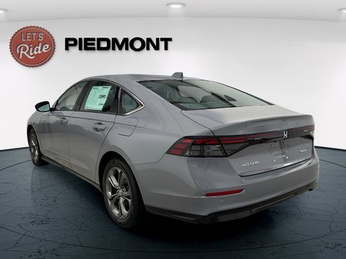 New 2025 Honda Accord EX-L image 6