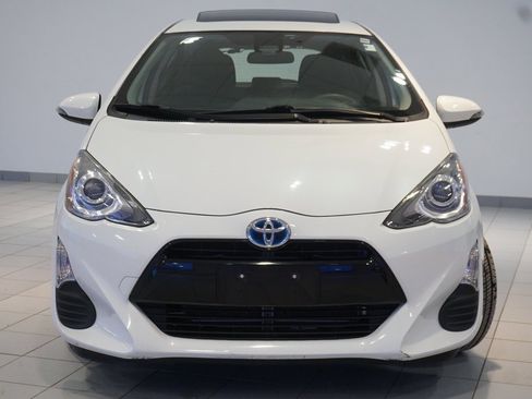 Used 2016 Toyota Prius C Three image 5