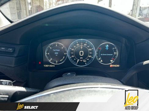 Used 2015 Cadillac Escalade Premium image 8