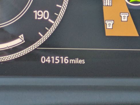 Used 2020 Land Rover Range Rover Velar SV Autobiography Dynamic image 25