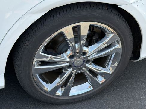 Used 2016 Mercedes-Benz E 350 Sedan image 17