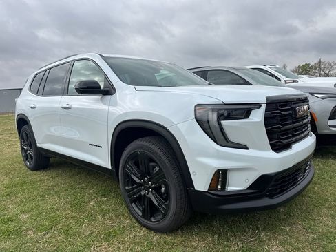 New 2026 GMC Acadia Elevation image 2