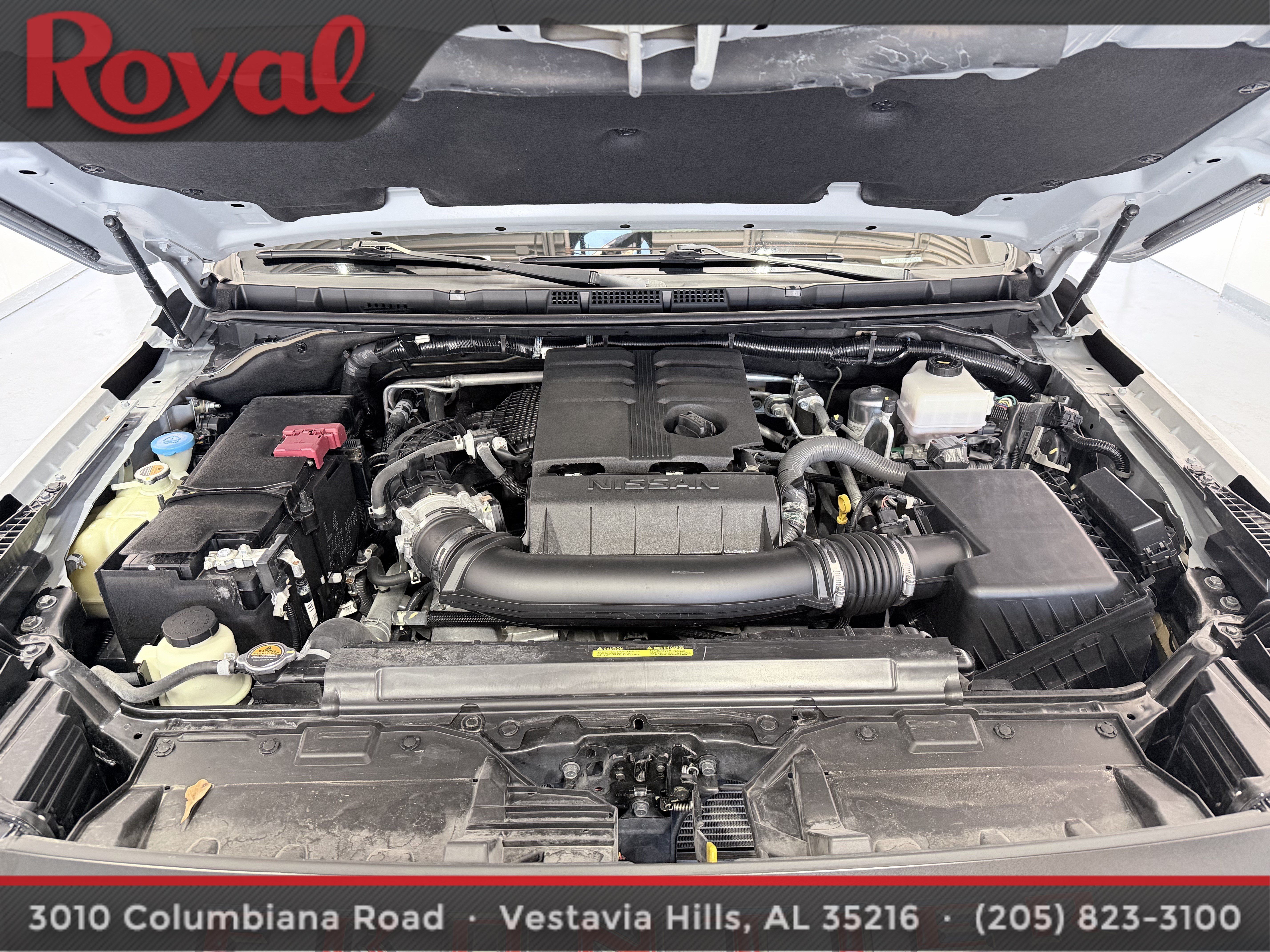 Used 2024 Nissan Frontier Pro-X RWD image 8