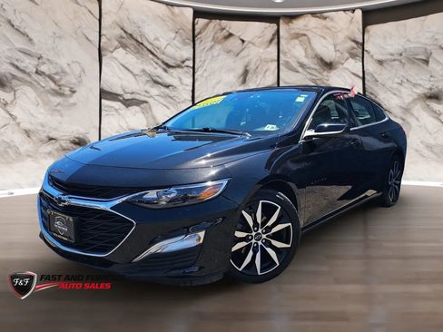 Used 2024 Chevrolet Malibu RS FWD image 2