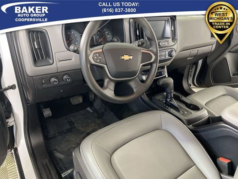 Used 2018 Chevrolet Colorado W/T w/ WT Convenience Package image 11